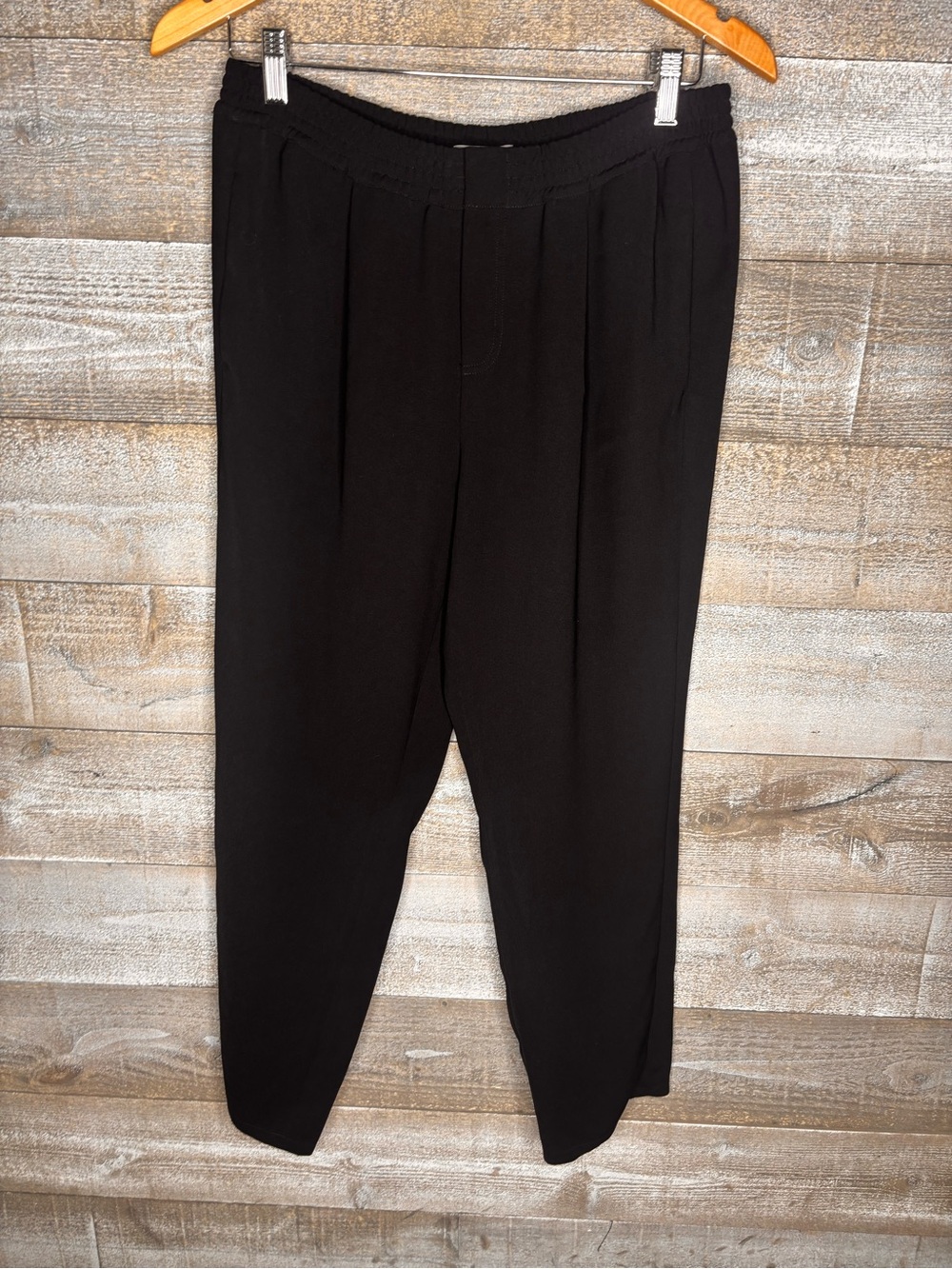 Vince Black Relaxed Tapered Dress career work office slack Pants